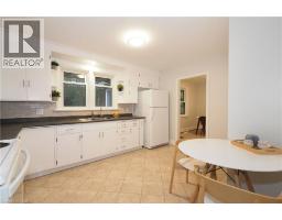 296 DUMFRIES Avenue - 7