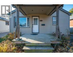 131 ELMWOOD Avenue - 4