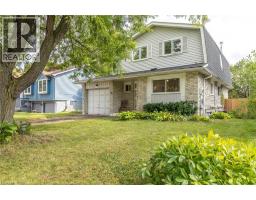 34 WOODRIDGE Drive - 1