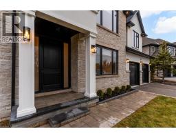 102 CUMMING Court - 4