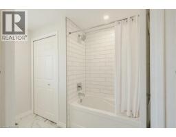 73 LARKSPUR Crescent - 14