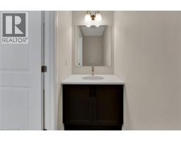 16 SANDSTONE Street - 12