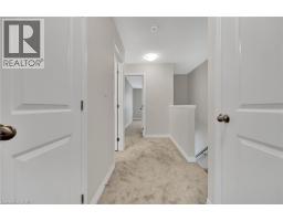 16 SANDSTONE Street - 14