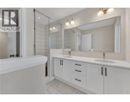 16 SANDSTONE Street - 18