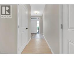 16 SANDSTONE Street - 6