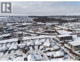 28 RIDGEWAY Crescent - 31