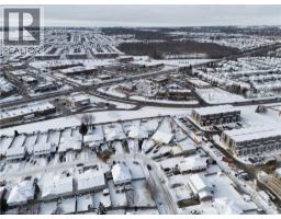 28 RIDGEWAY Crescent - 35