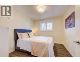 48 MARK Crescent - 18