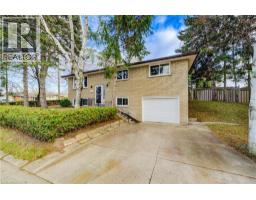 48 MARK Crescent - 3