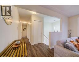 48 MARK Crescent - 6