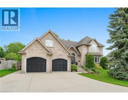 18 WEBERLYN Crescent - 5