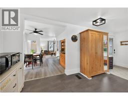 103 CHARLES Street W - 11