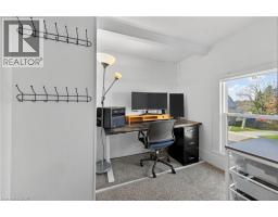 103 CHARLES Street W - 25