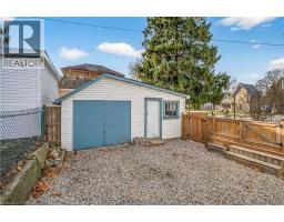 103 CHARLES Street W - 33