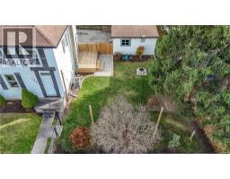 103 CHARLES Street W - 45