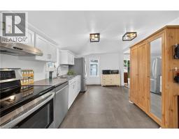 103 CHARLES Street W - 9