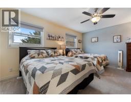 40 THOMPSON Drive - 11