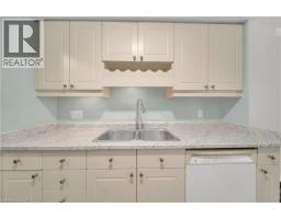 417 KEATS Way UnitNo. 4 - 14