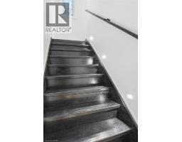 34 INDIANA Road W - 13