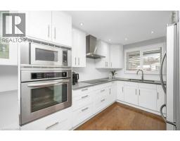 112 THOMAS Street - 11