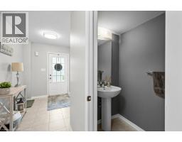 105 THOMPSON Road - 8