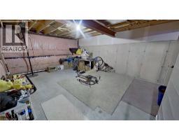 1 CHAMBERLAIN Avenue UnitNo. 5 - 21