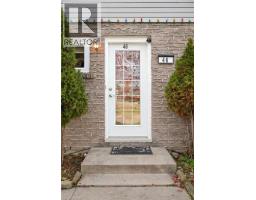 46 BARWOOD Crescent - 2