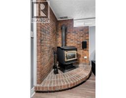 46 BARWOOD Crescent - 20