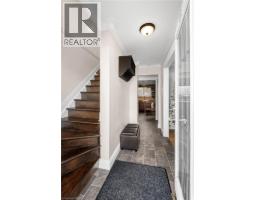 46 BARWOOD Crescent - 3