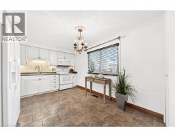 614 ELGIN Street N - 10