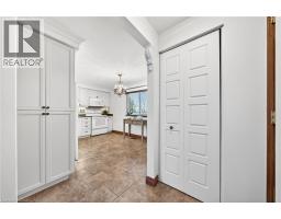 614 ELGIN Street N - 16