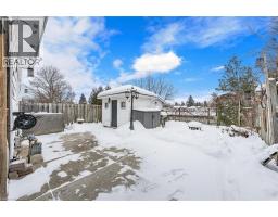 614 ELGIN Street N - 31