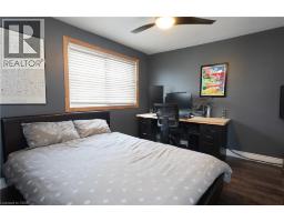 22 SHEA Crescent - 11