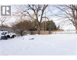 22 SHEA Crescent - 21