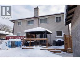 22 SHEA Crescent - 22