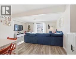 621 PINEROW Crescent UnitNo. A - 15