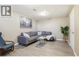 621 PINEROW Crescent UnitNo. A - 36