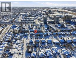 621 PINEROW Crescent UnitNo. A - 44