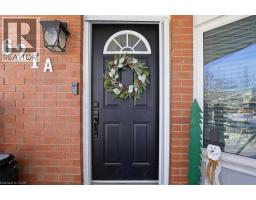 621 PINEROW Crescent UnitNo. A - 6