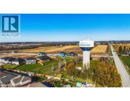 73 WORKMAN Crescent - 2