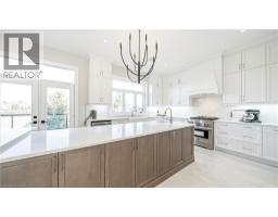 73 WORKMAN Crescent - 8