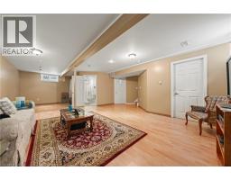 44 DINEEN Court - 37