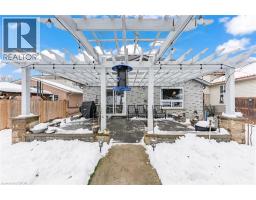 44 DINEEN Court - 41