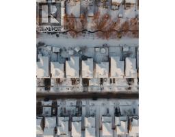 172 PORCHLIGHT Drive - 32