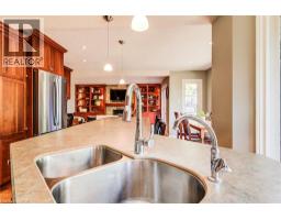 33 TINATAWA Court - 21