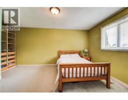 33 TINATAWA Court - 33