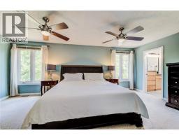 33 TINATAWA Court - 35