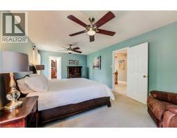 33 TINATAWA Court - 36