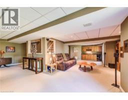 33 TINATAWA Court - 44