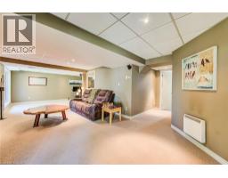 33 TINATAWA Court - 47